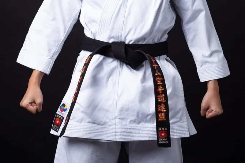 Đai đen Karate đại diện cho sự trưởng thành trong tập luyện karate