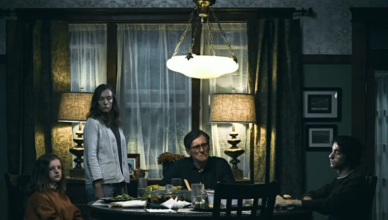Hereditary để lại dư âm nặng nề vì nỗi sợ không kết thúc ngay khi bộ phim khép lại.